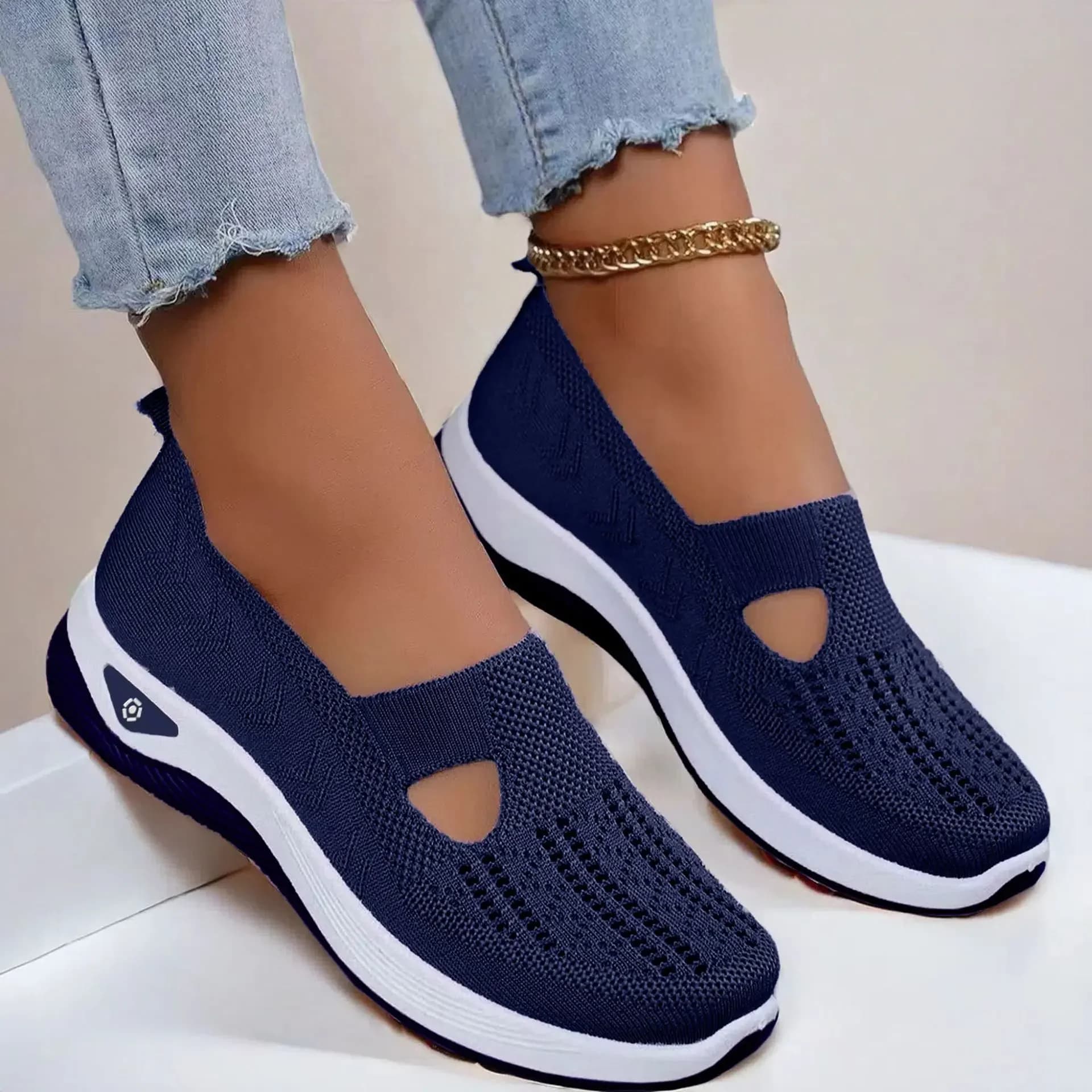 blue / 42