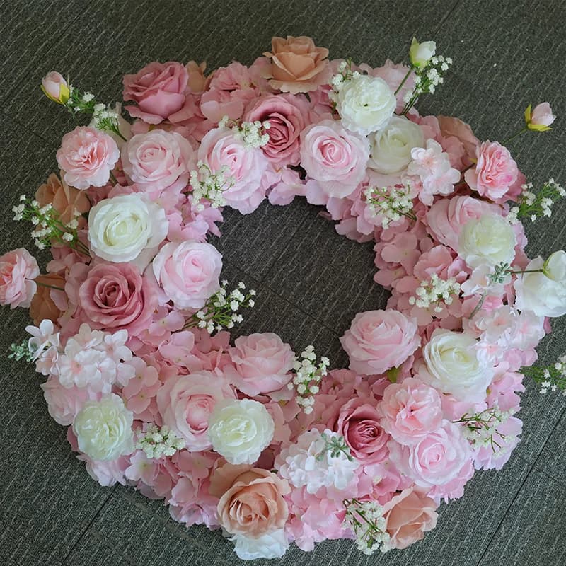 Wedding Table Centerpiece Candlestick Deco Garland Crown Flower Wreath White Rose Green Leaf Floral Arrangement Event Party Prop