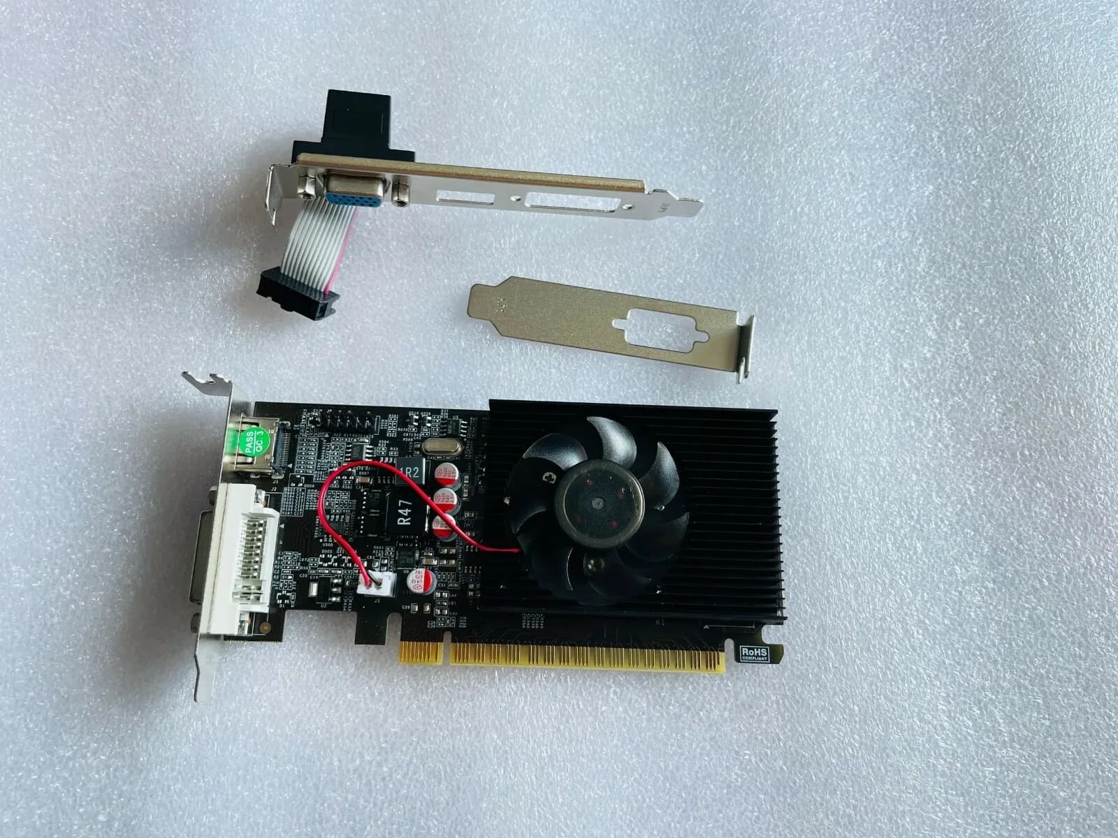 GT730 2GB graphics card 64-bit DDR3 GT 730 2GB D3 DVI VGA HDMI graphics card PCI-E