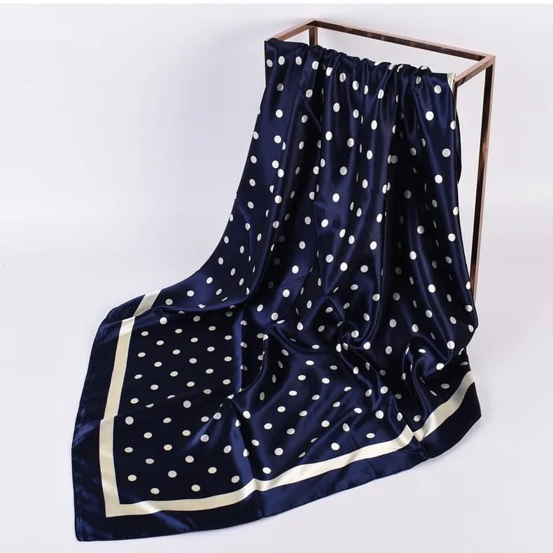 Navy blue / 90X90cm