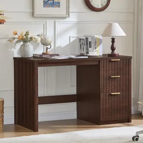 China Mainland / Walnut