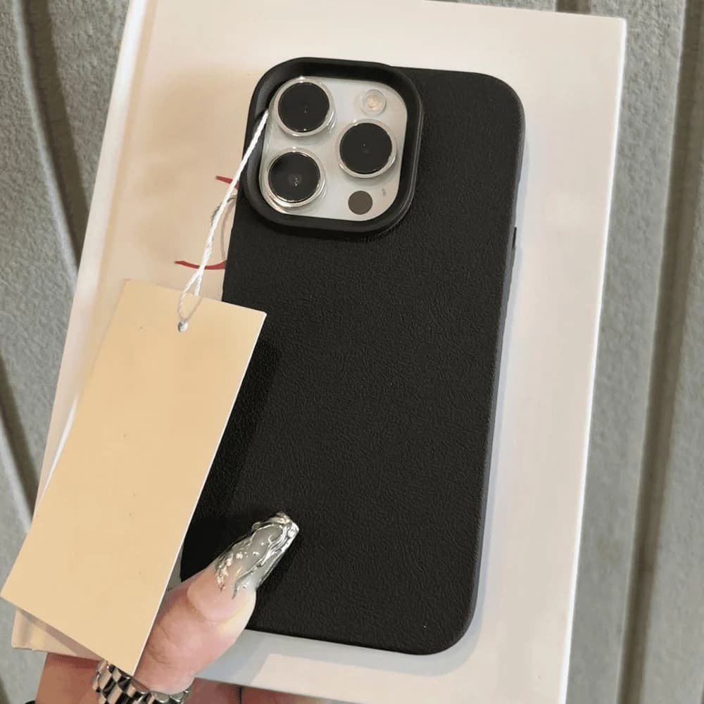 Black / iPhone 12