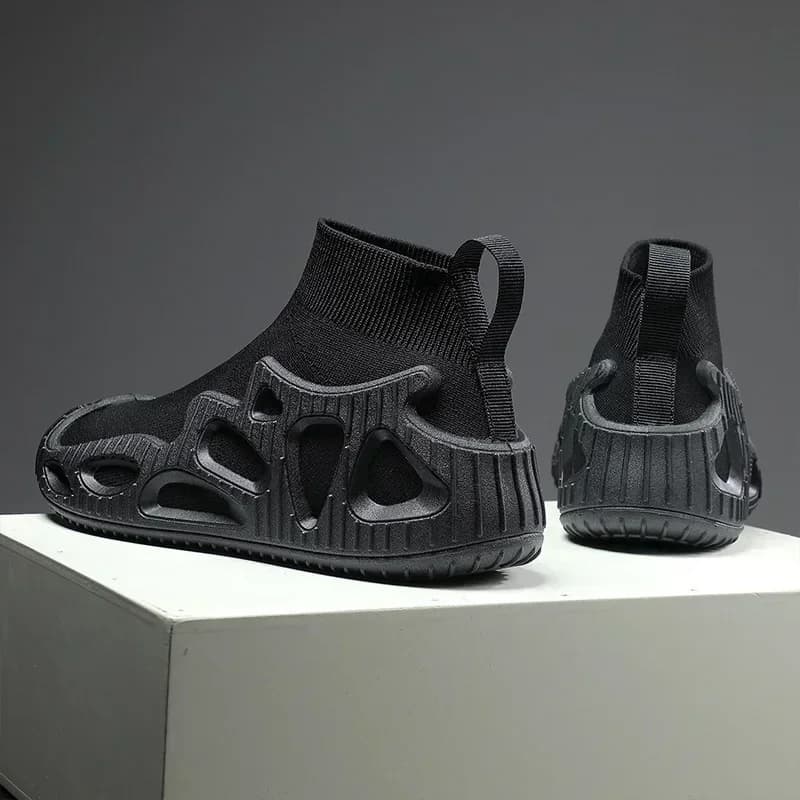 Black / 36