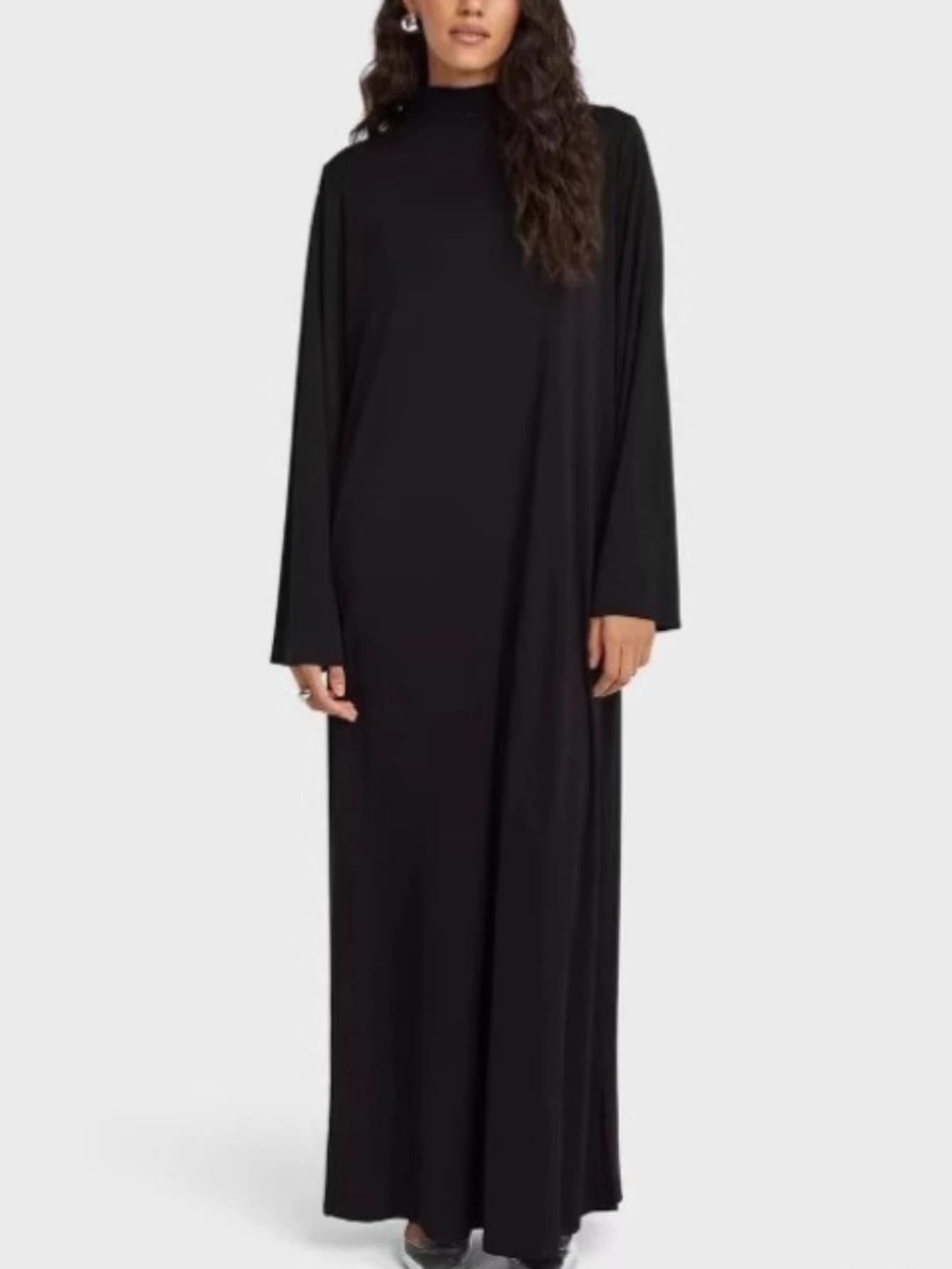 black / S
