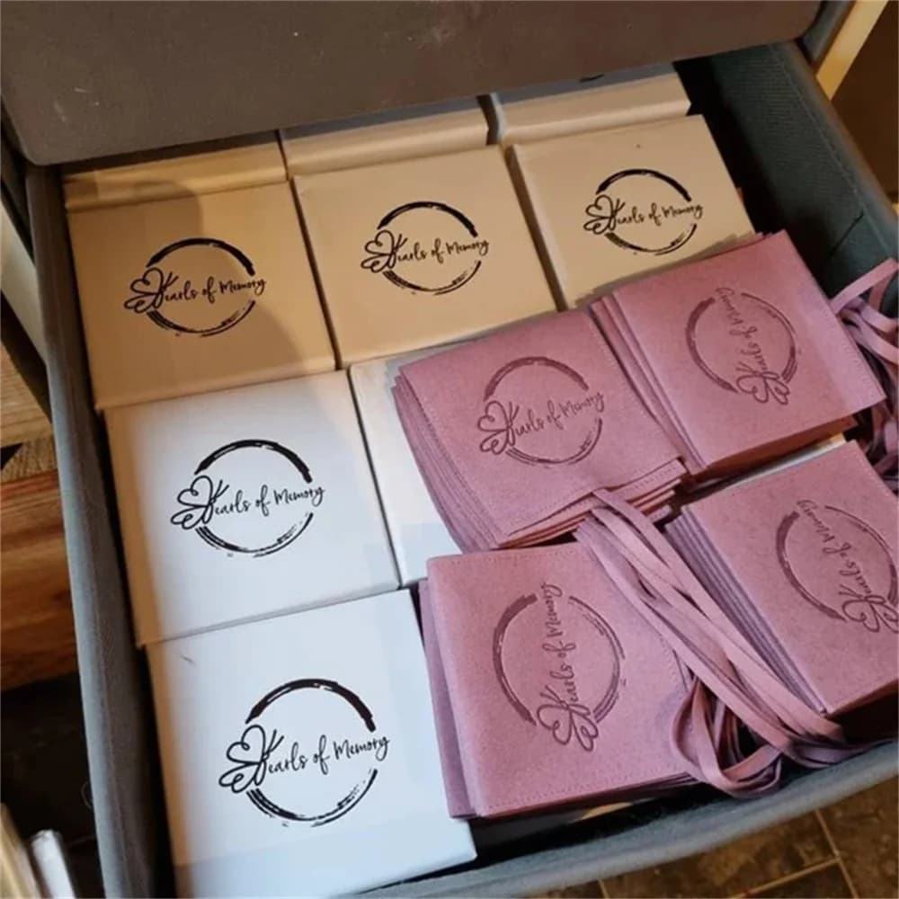SHEEPSEW Wedding Favors For Guests Drawer Jewelry Boxes 100Pcs Customized Logo With Suede Velvet Bag For Ring Necklace Bracelet