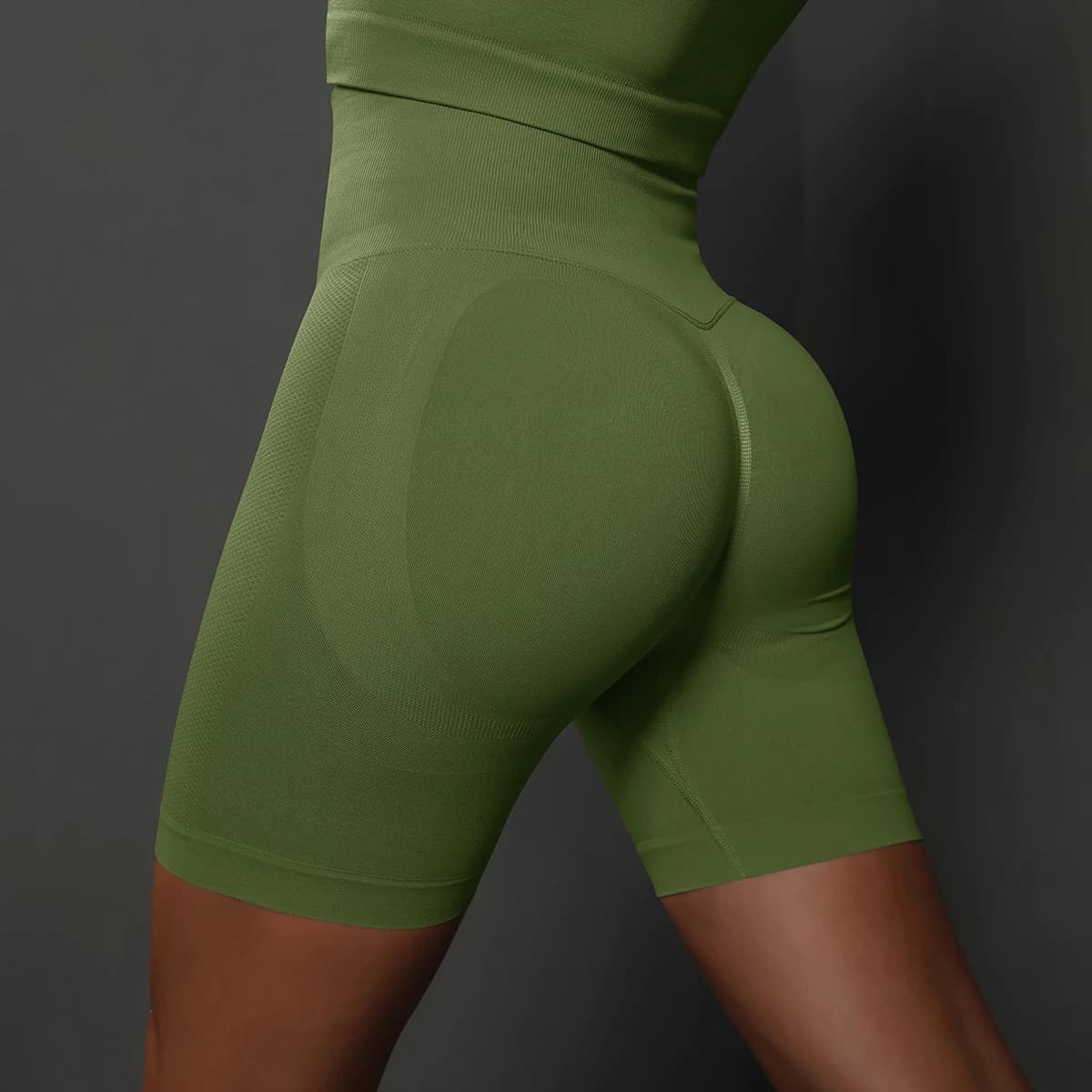 Army Green / L
