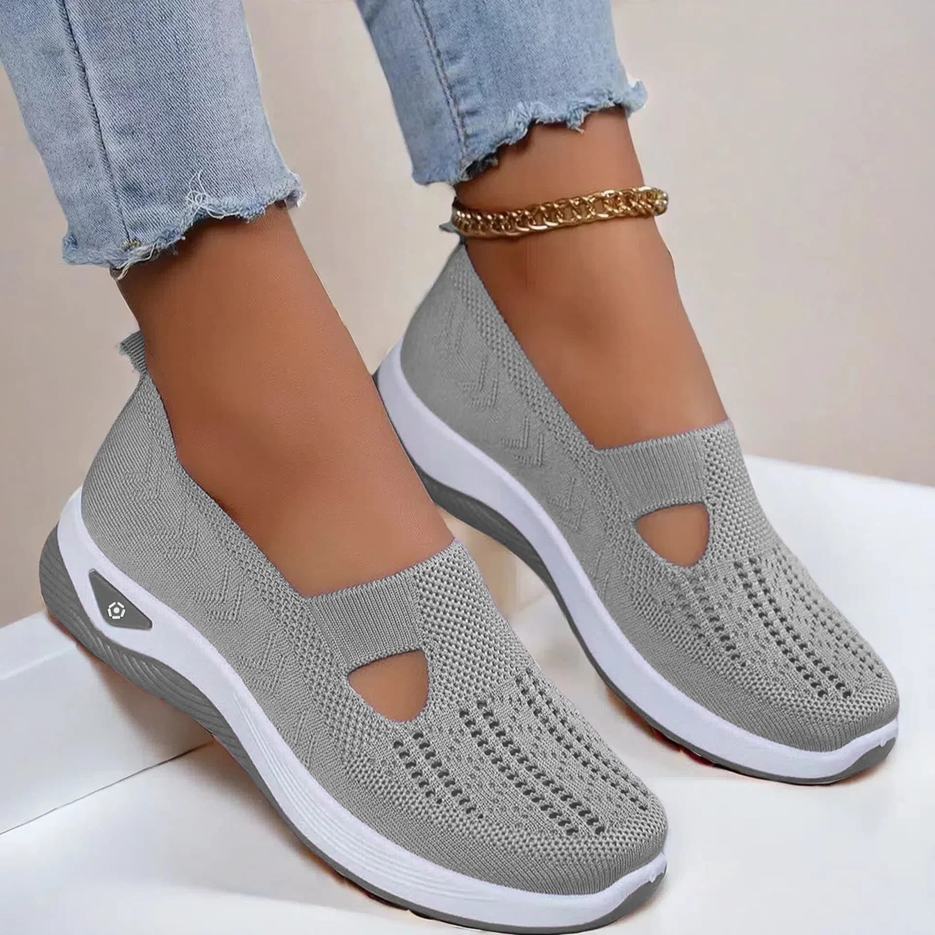 grey / 36