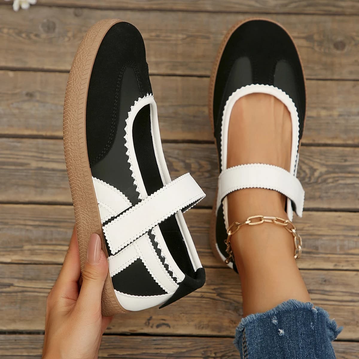 black / 42