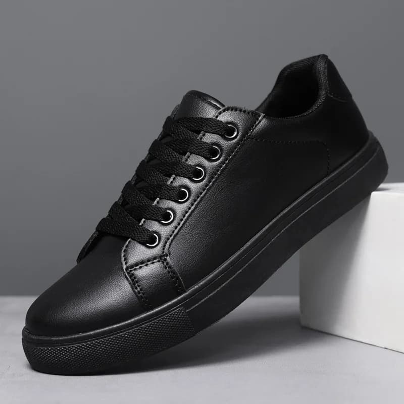 All black. / 41