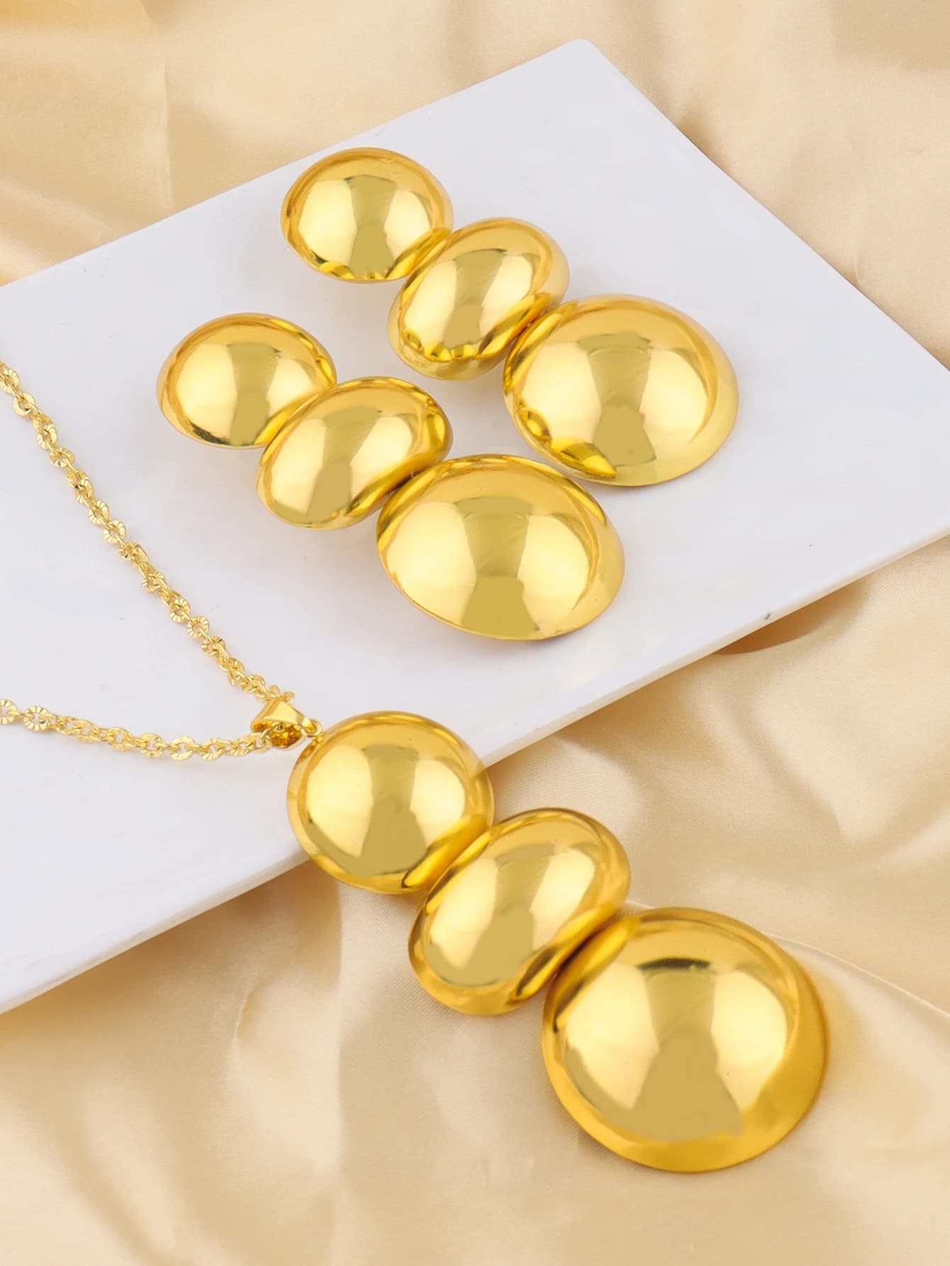 Dubai Jewelry Set for Women 18K Gold Plated Earrings and Necklace Set for Wedding Brides