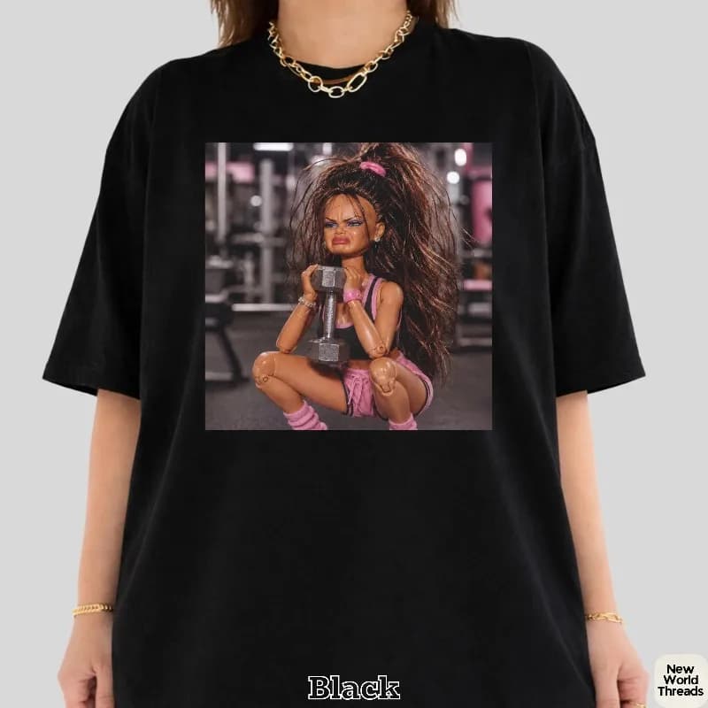 Fitness Doll Face Emoji T-shirt: Satirical and Humorous Fitness Doll Pattern T-shirt Summer Edition, Casual Men's T-shirt
