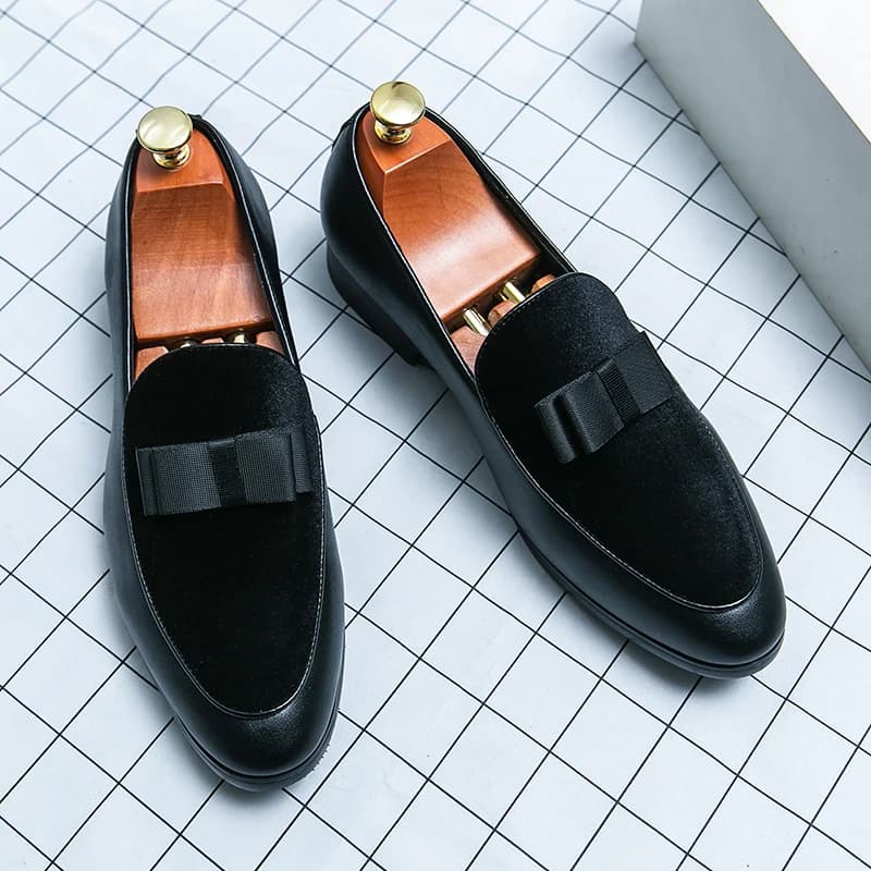 black / 47
