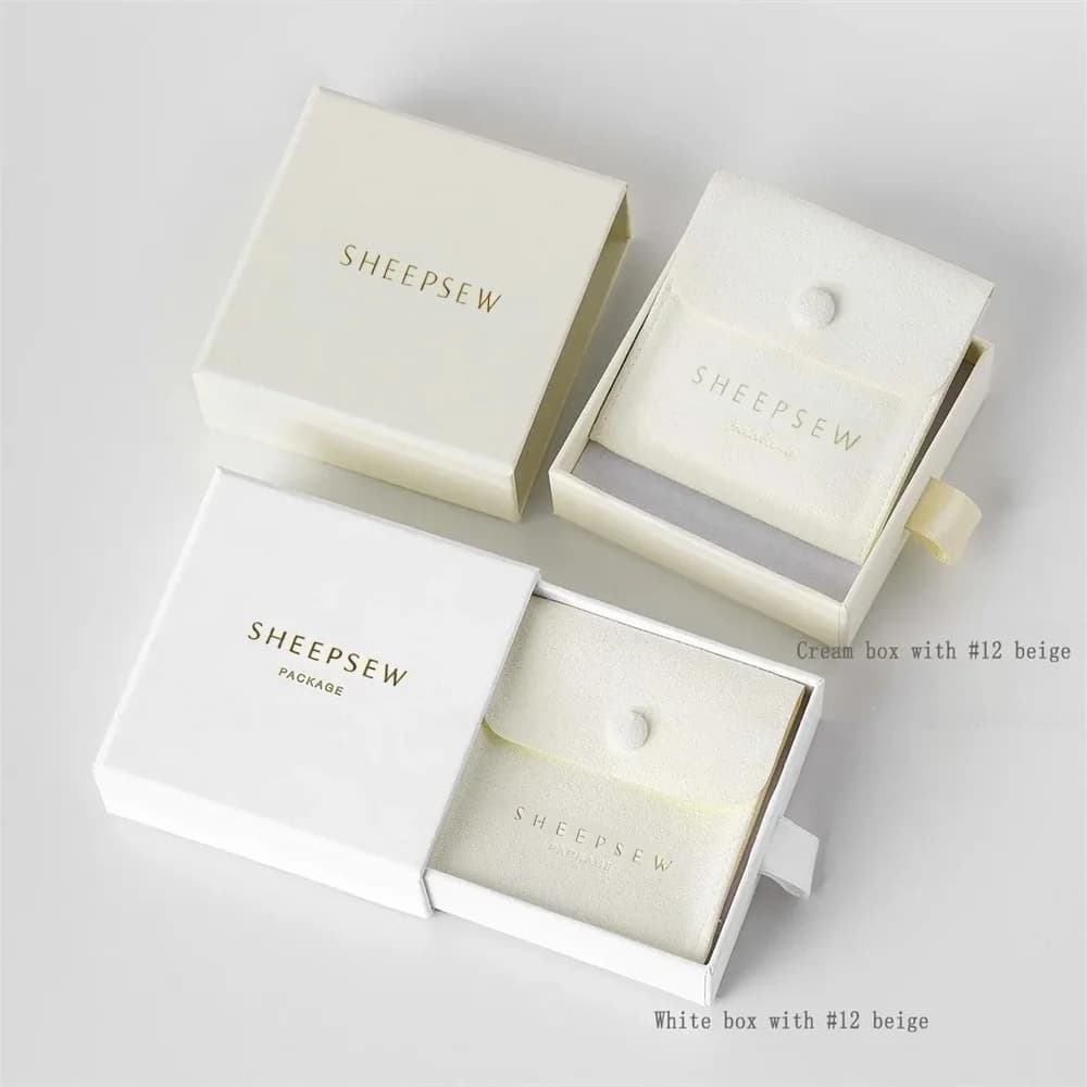 SHEEPSEW Wedding Favors For Guests Drawer Jewelry Boxes 100Pcs Customized Logo With Suede Velvet Bag For Ring Necklace Bracelet