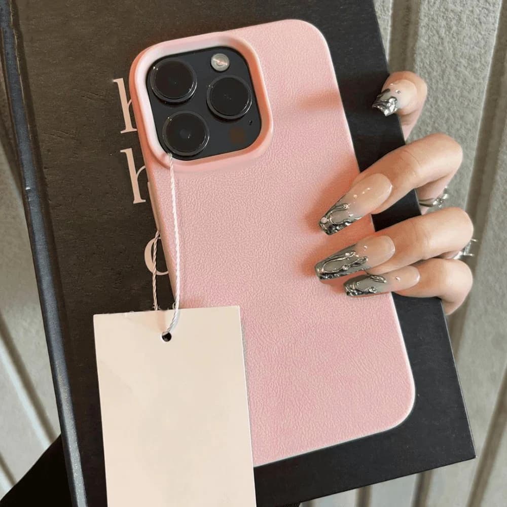 Pink / iPhone 18 Pro