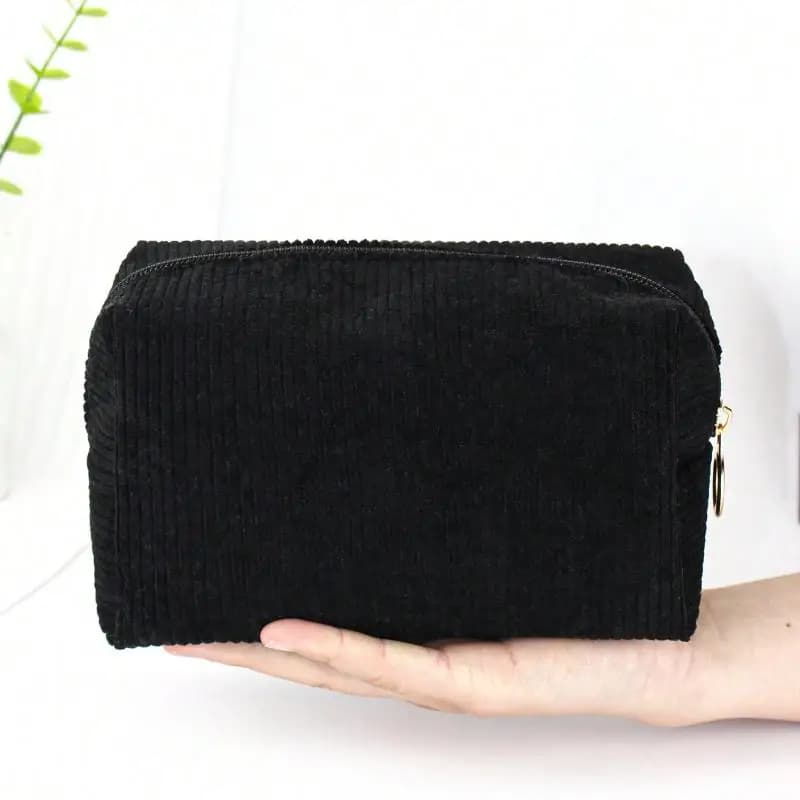 Black / B