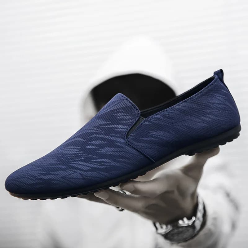 Blue / 44