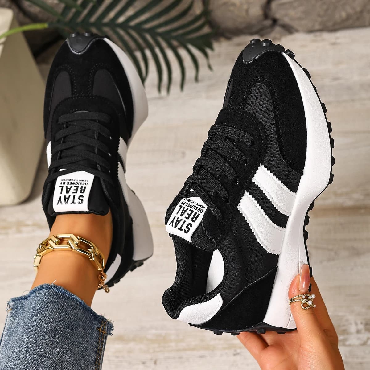 black / 36