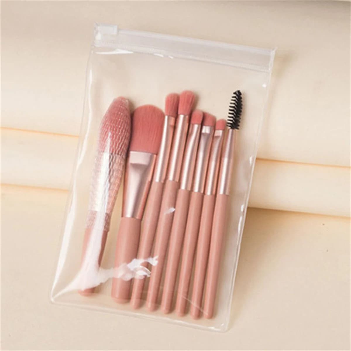 8pcs