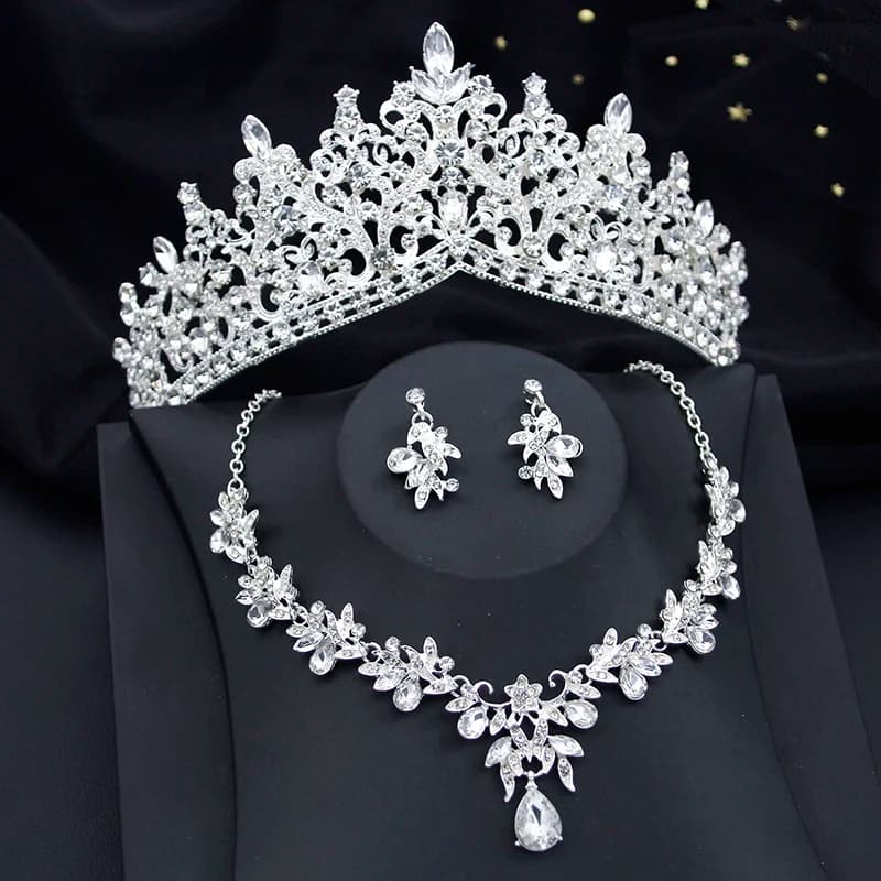 Silver Crown Set