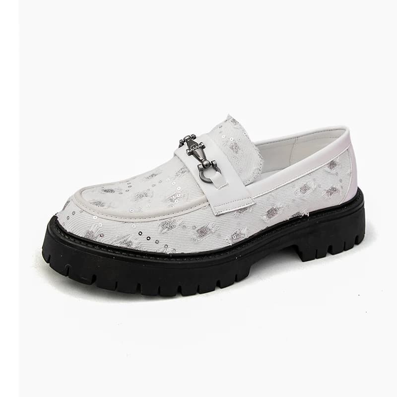 WHITE / 40