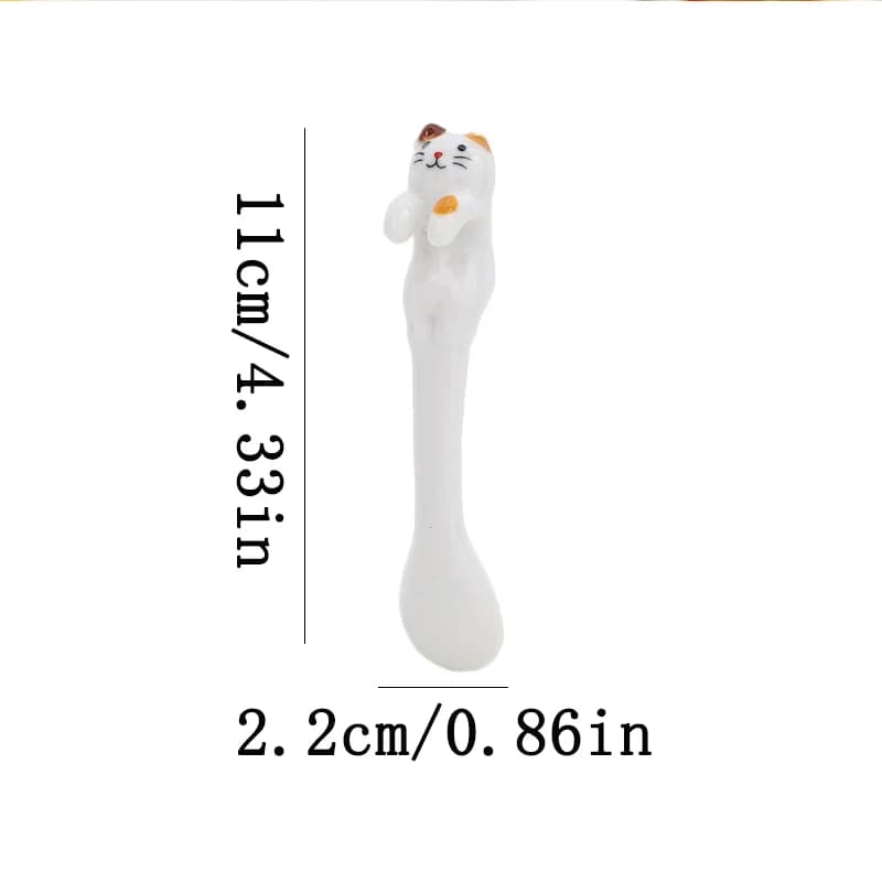 yellow eared cat / China Mainland