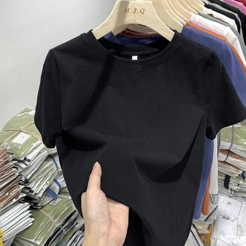 black / M