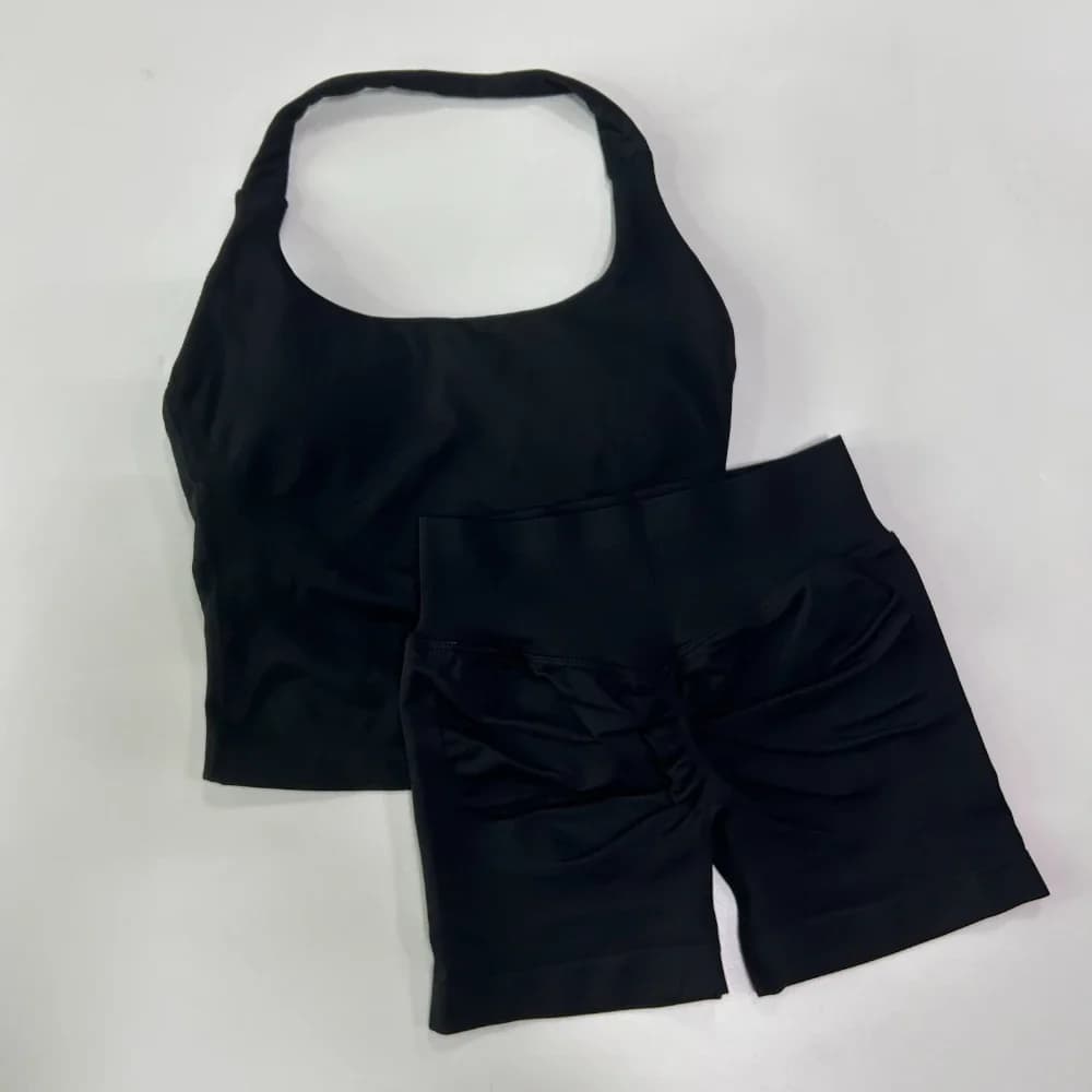 Black / M