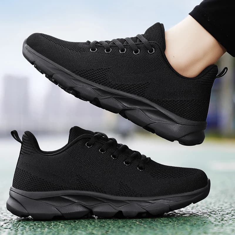 Black / 40