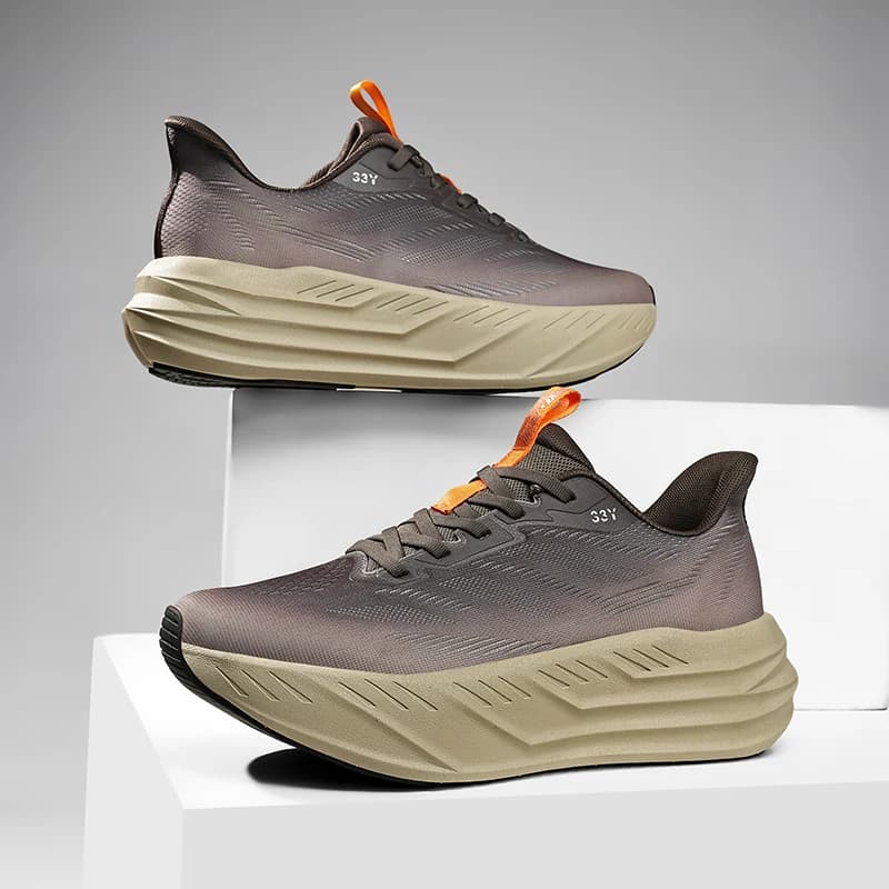 Carbon Grey / 40