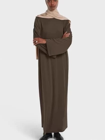 Brown / L