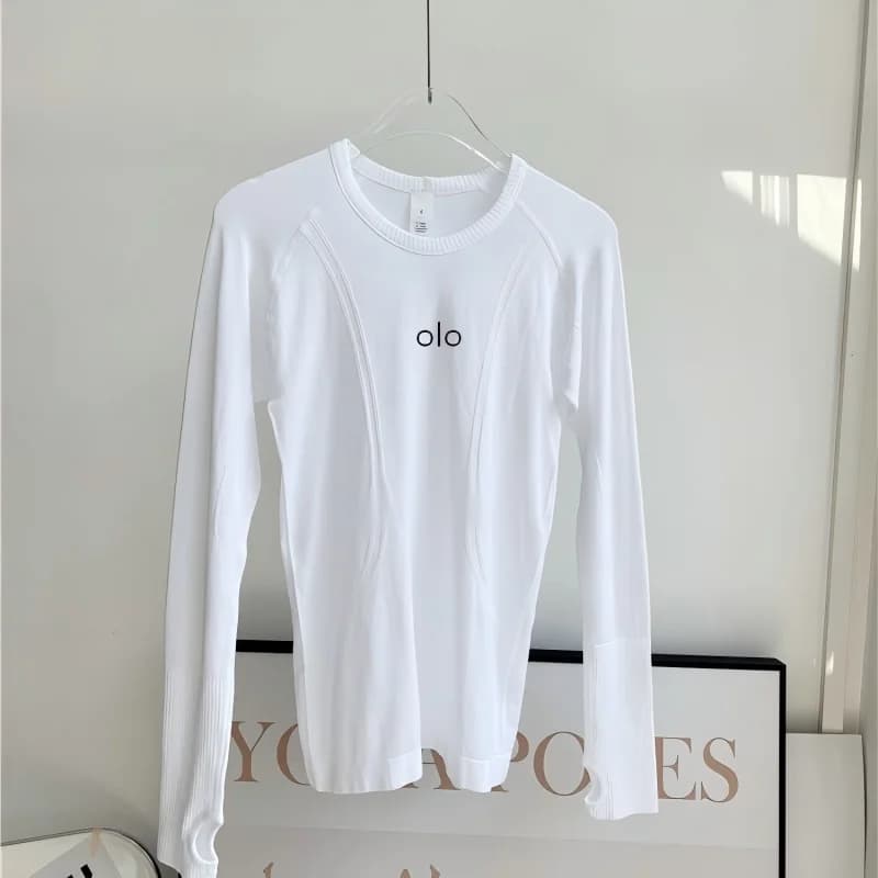 WHITE / M