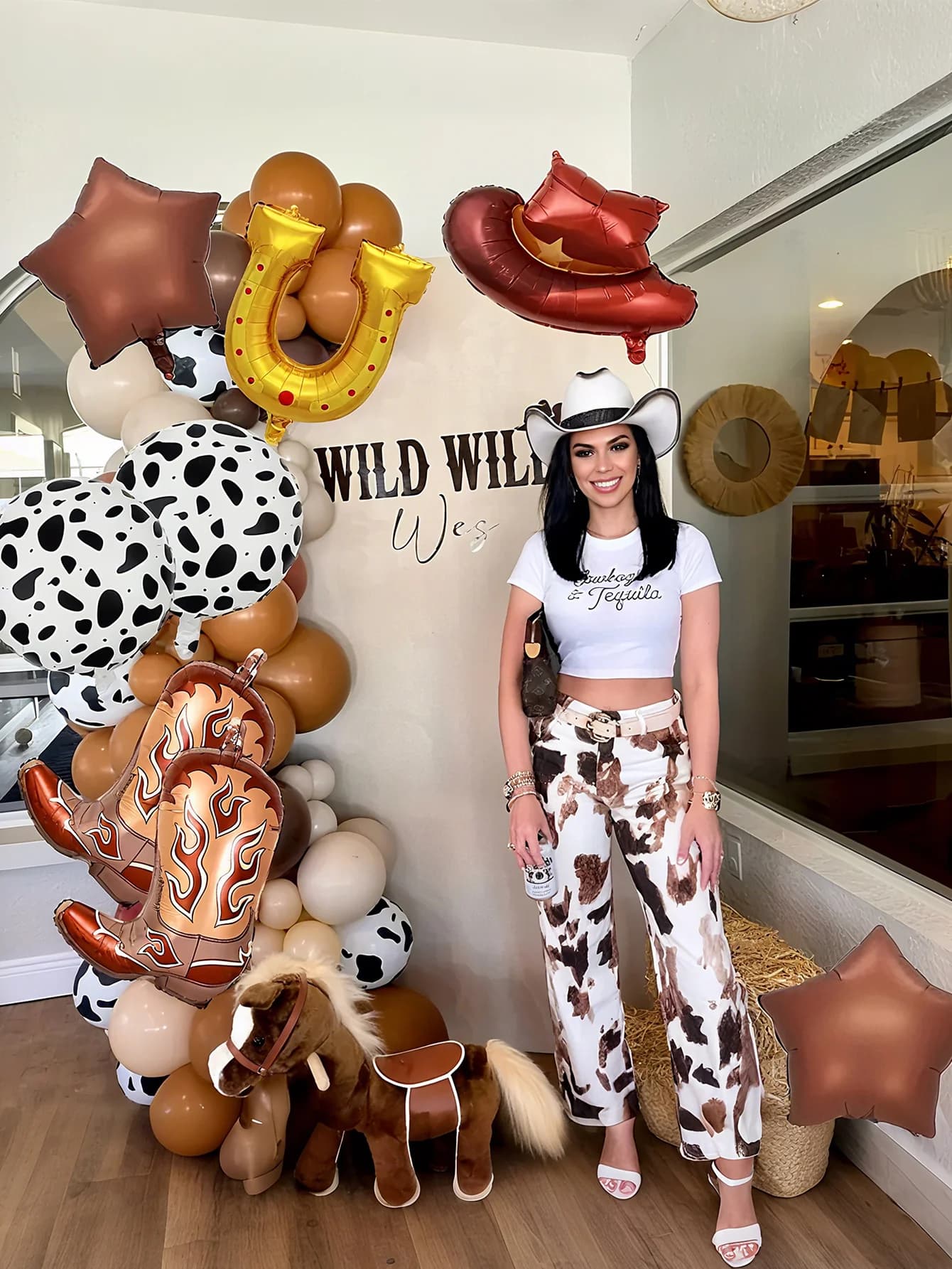8pcs brown cowboy-themed party balloons, suitable for cowboy birthday parties, first rodeo events, farm themes