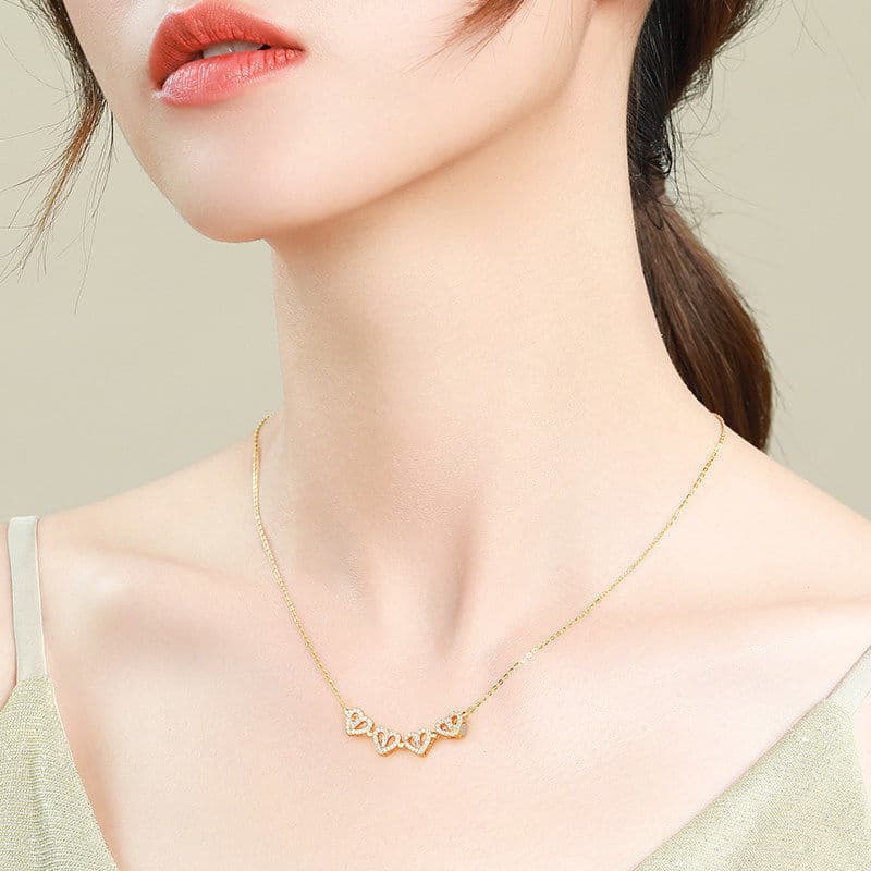 Retro Magnetic Heart Clover Pendant Necklace