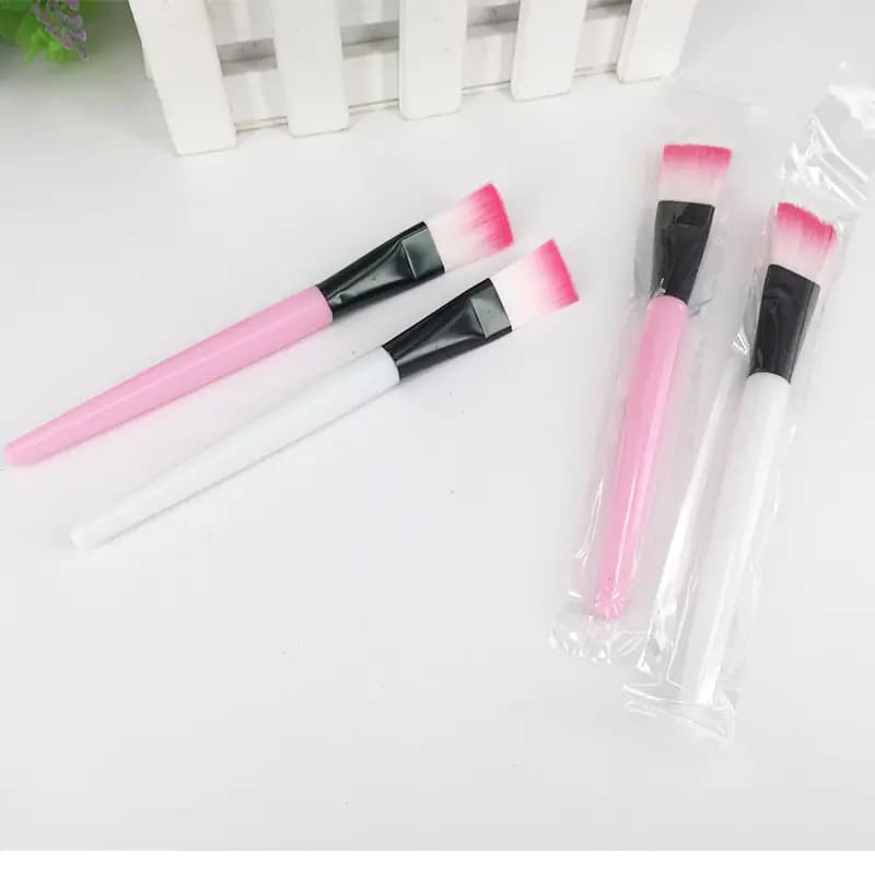Face Mask Tools - White Handle Makeup Brushes