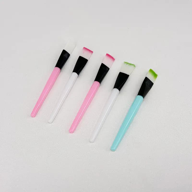 Face Mask Tools - White Handle Makeup Brushes