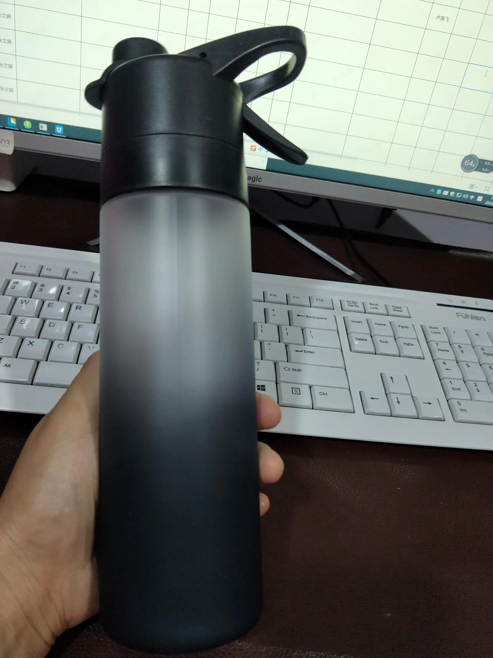 Spray Water Bottle Large Capacity