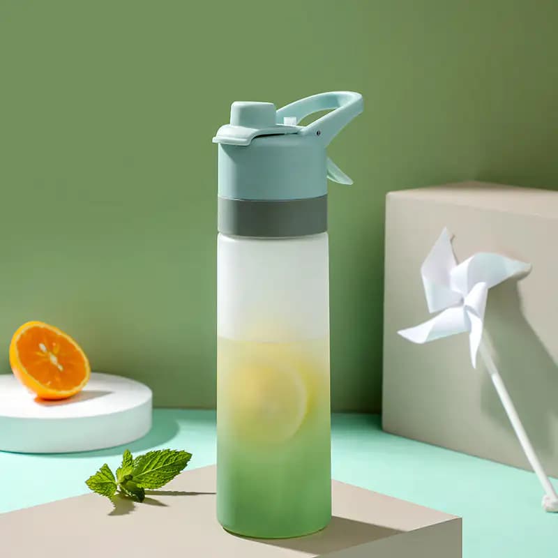 Spray Water Bottle Large Capacity