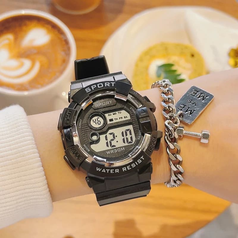 Digital Sports Watch With Bracelet